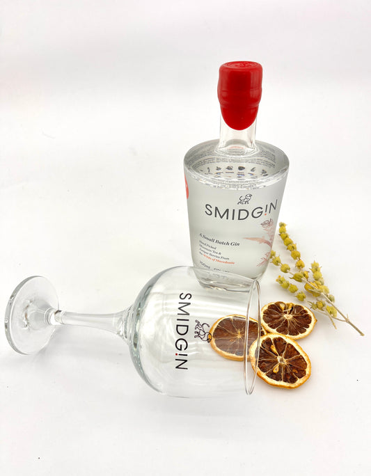Smidgin 700ml & branded glass