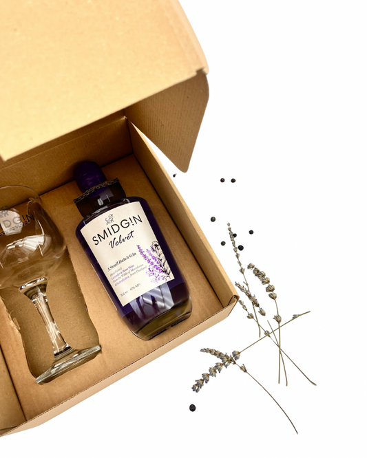 Smidgin Velvet 700ml & branded glass